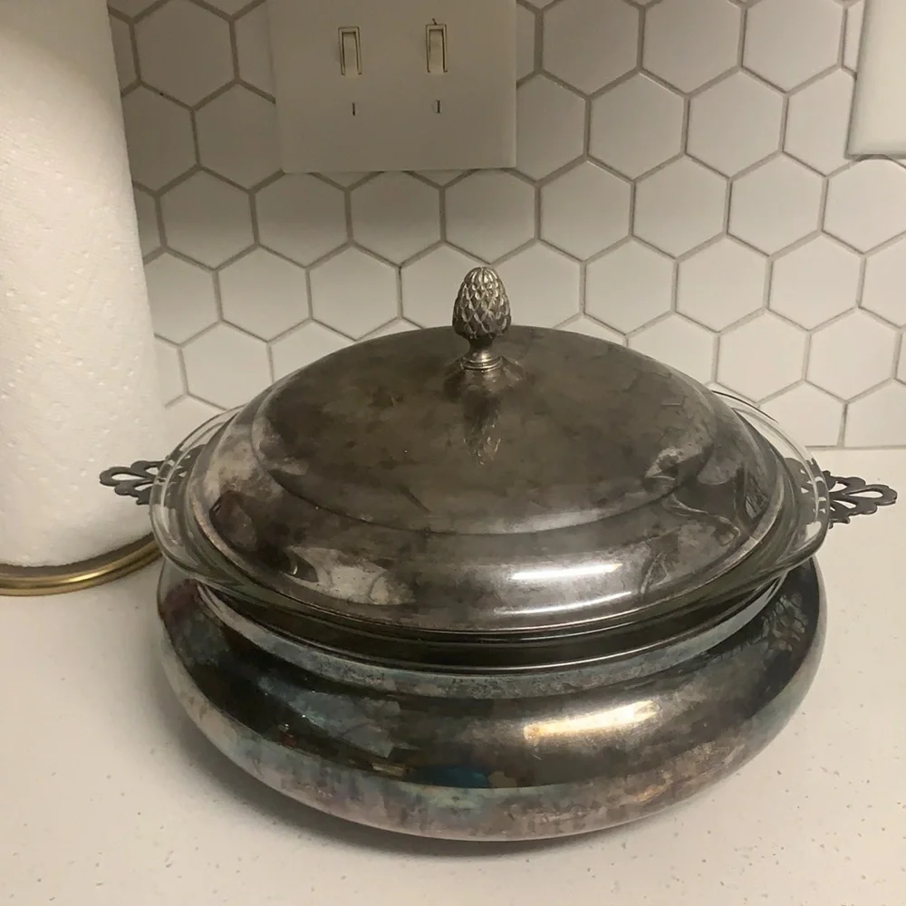 The sheffield silver company covered‎ dish silver